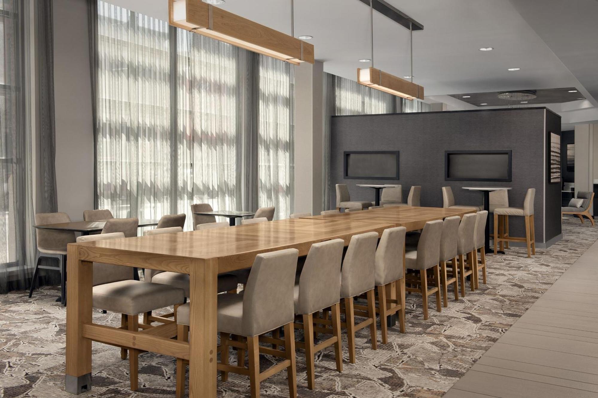Residence Inn By Marriott Syracuse Downtown At Armory Square Extérieur photo