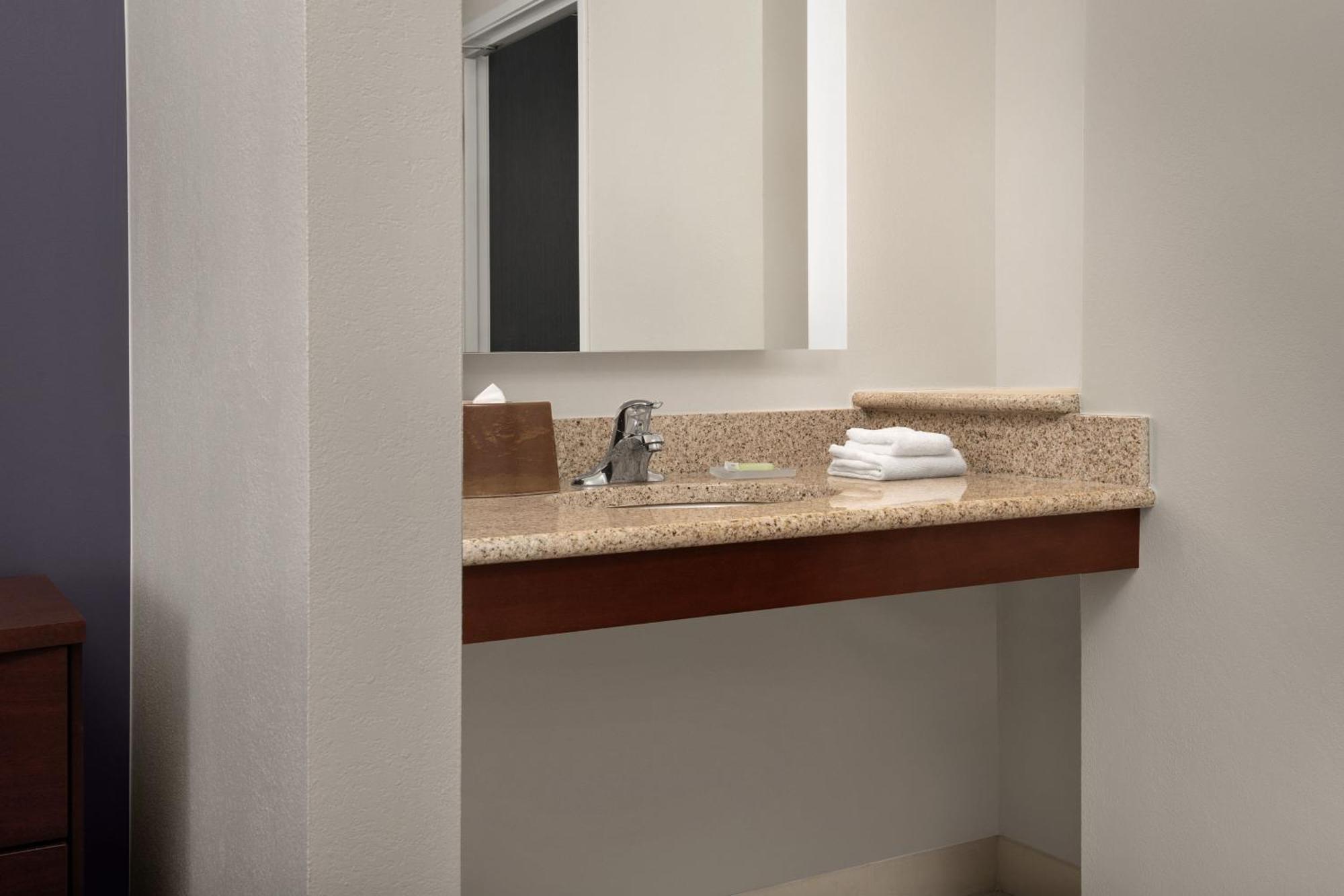 Residence Inn By Marriott Syracuse Downtown At Armory Square Extérieur photo